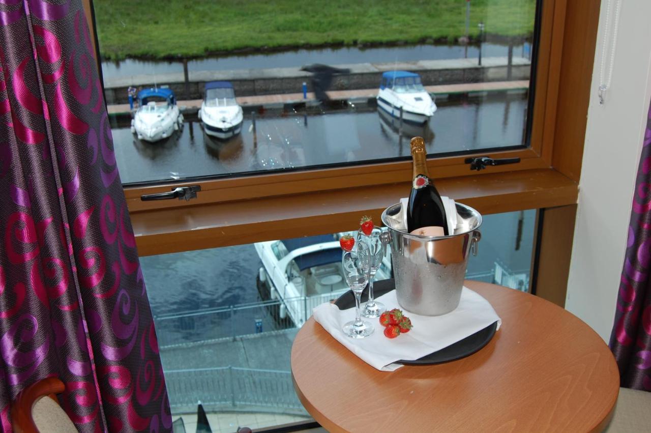 Leitrim Marina Hotel Carrick-on-Shannon Bagian luar foto