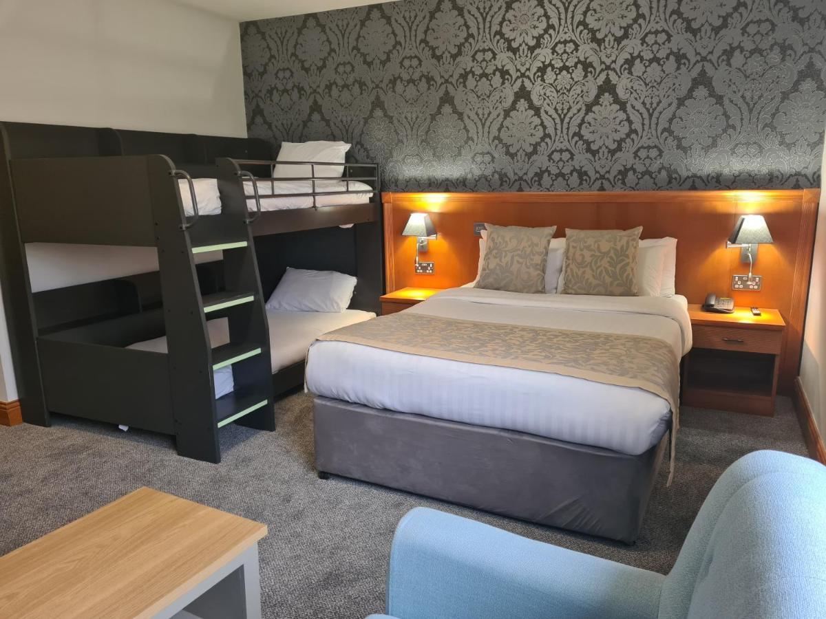 Leitrim Marina Hotel Carrick-on-Shannon Bagian luar foto