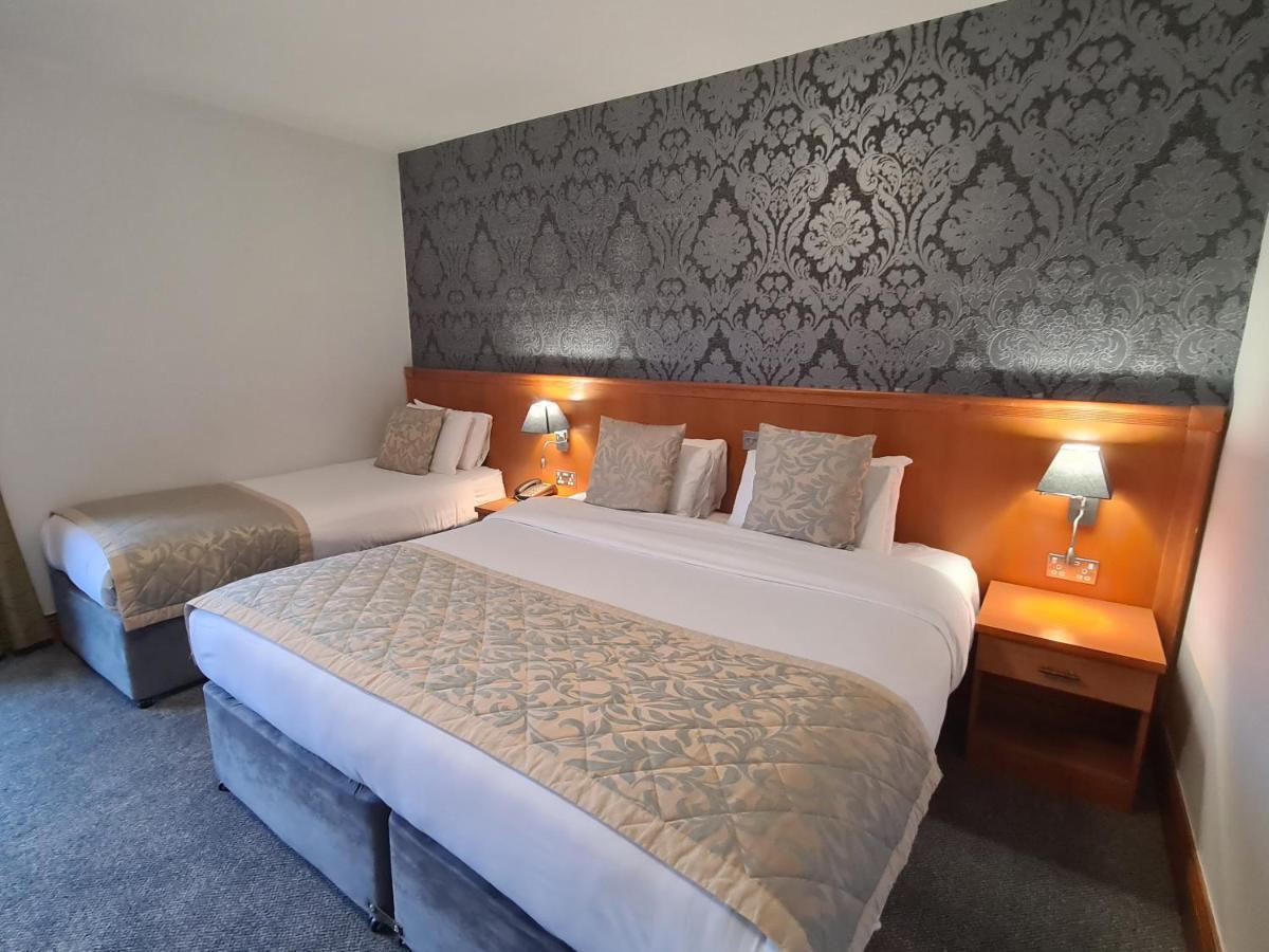Leitrim Marina Hotel Carrick-on-Shannon Bagian luar foto