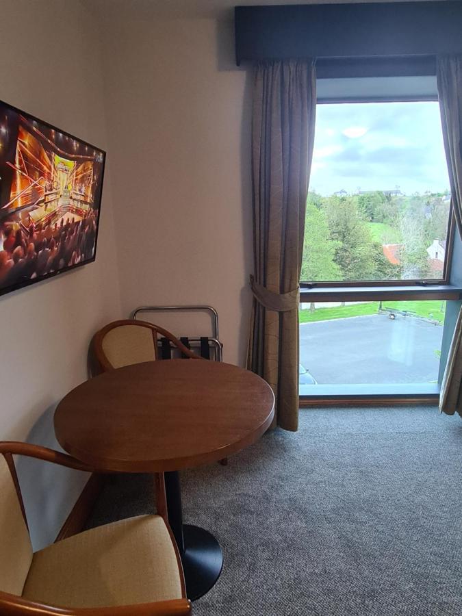 Leitrim Marina Hotel Carrick-on-Shannon Bagian luar foto