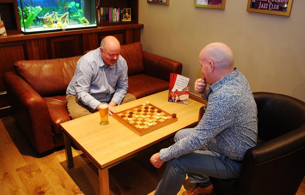 Leitrim Marina Hotel Carrick-on-Shannon Bagian luar foto