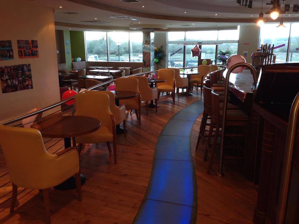 Leitrim Marina Hotel Carrick-on-Shannon Bagian luar foto