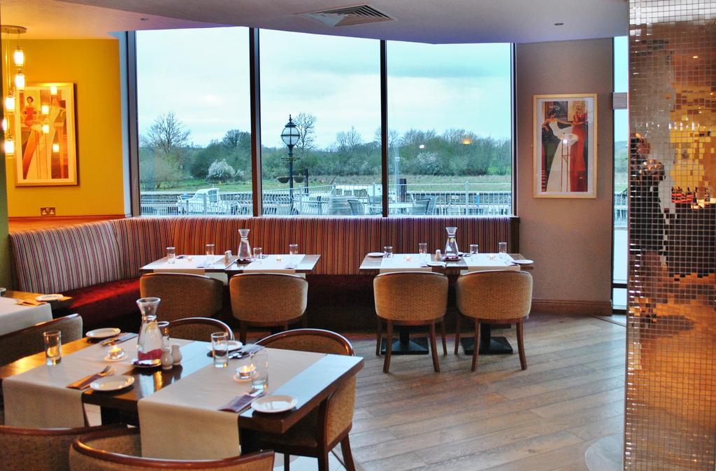 Leitrim Marina Hotel Carrick-on-Shannon Bagian luar foto