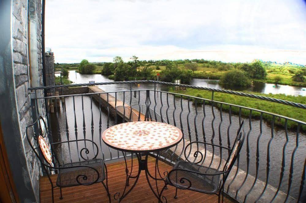 Leitrim Marina Hotel Carrick-on-Shannon Bagian luar foto